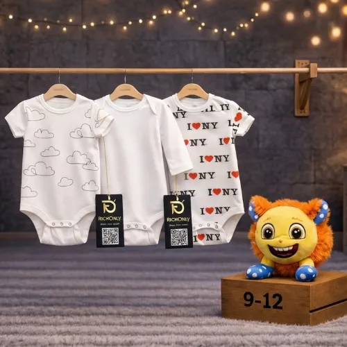 3 Piece Baby Bodysuit Set with Lion Plush Toy - Product Image